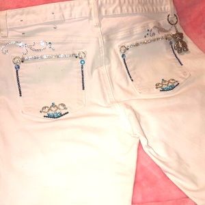 White Capris
